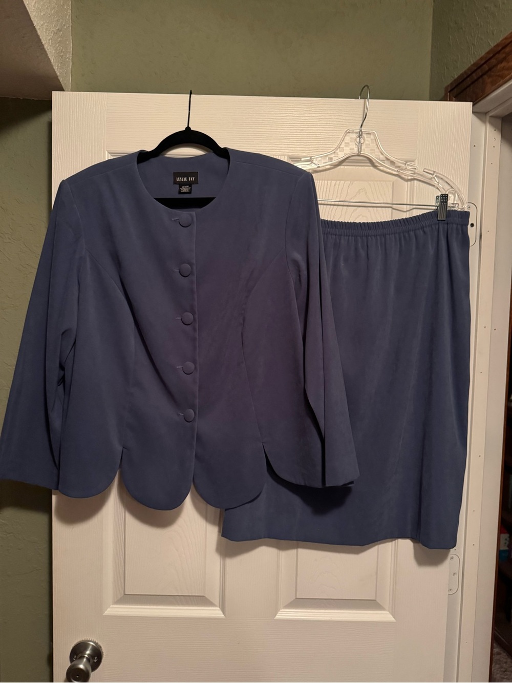 Leslie Fay Sz 18W Petite Slate Blue Two-Piece Skirt Set w/ tulip scallop front